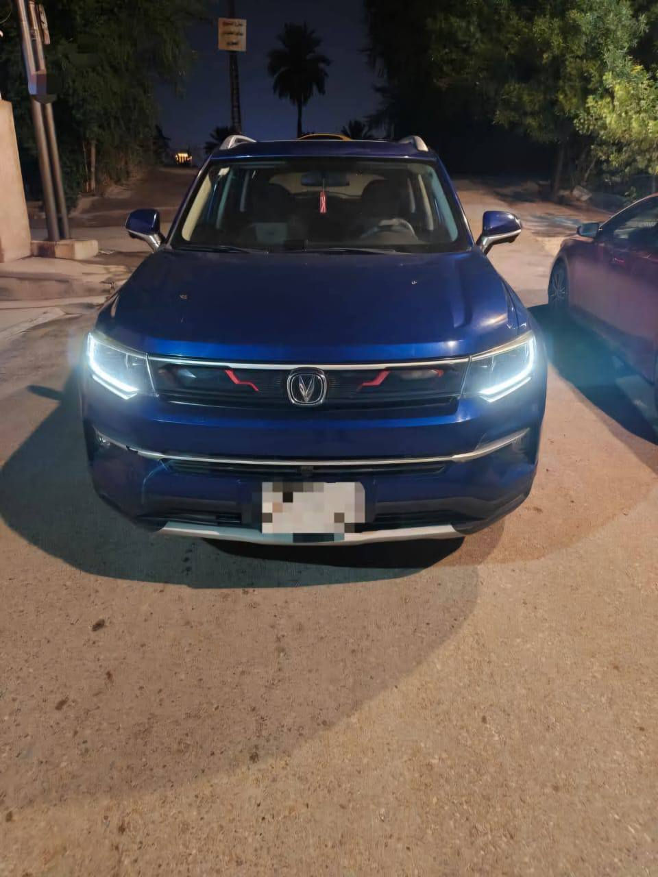 السلام عليكم 
للبيع شانجان sc 35 بلس موديل 21 
ماشيه 147 الف 
فول مواصفات
 كفاله عامه من ضربه أو تبديل 
سياره حره ما مطلوب تحويل مباشر 
*********** للاتصال واتس أيضا 
رقم بغداد 
السعر 130 بيه مجال للشراي
