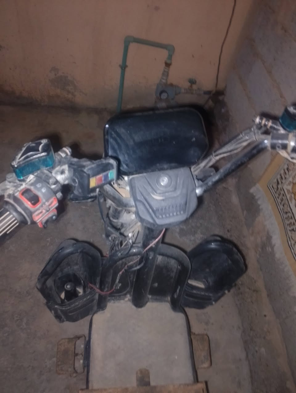 السلام عليكم موطور جبلي لبيع السعر 325 بطاريات تعبانه موصفات الموطور تحكم R دبل أشاره مثبت سرعه موطور جهاز نذار سرقه كلشي شغال معده بطاريات 
مكان الموطور الفلوجه 

متواجد واستاب فقط 
***********
