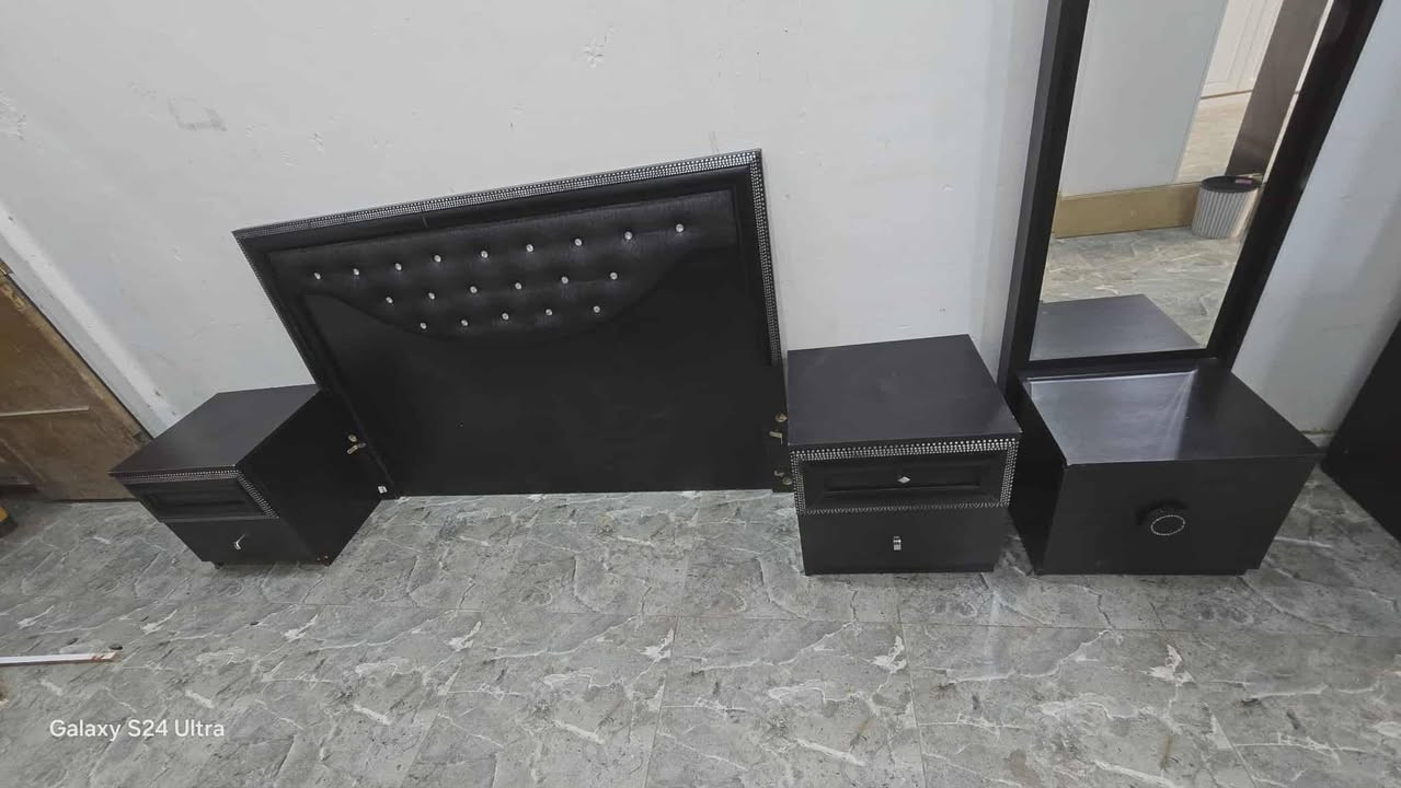 غرفه 6 قطع نضيفه نضام ابواب
قفلهه 450 
شد والنقل داخل بغداد مجاني محافظات بكروه
للحجز واتساب 👇
*********** 📲
متابعه للصفحه ليصلكم كل جديد ❤
