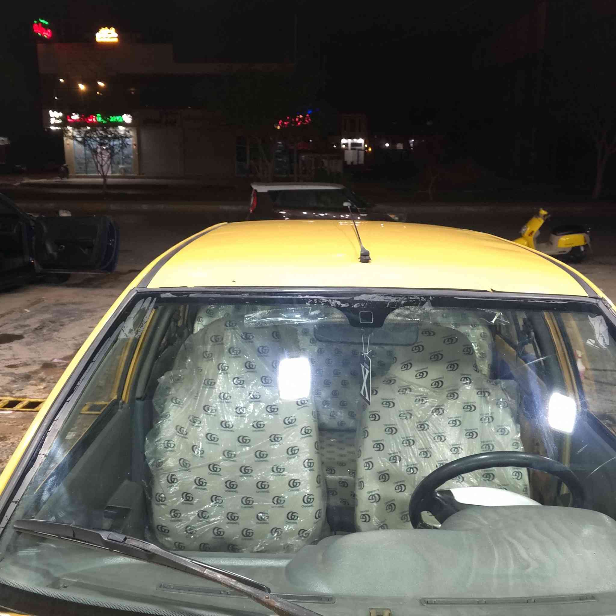 سلام عليكم  
سياره سايبه للبيع موديل 2015 كير ومحرك مكفولات سياره مابيها خياسات 40ورقه وبيها مجال علم رقمها مميز *********** رقم الهاتف ما تواجد علئ خاص فقط اتصال سياره جديده
