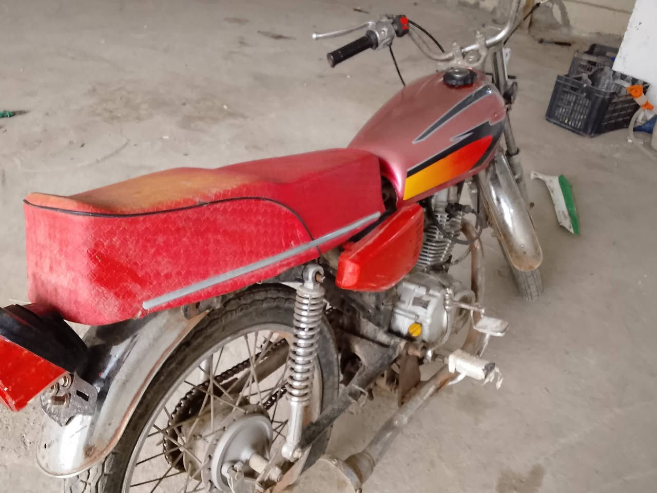 اربعه كير أوراق سكنر موديل 2020تايكر السعر 225وبيه مجال قليل حك جيه مكان كربلاء الحسينيه هاذه رقمي ***********
