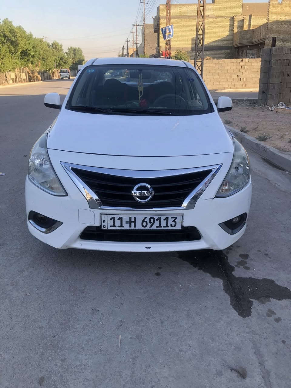 نيسان سني 20
ماشيه 140 
 بارد فقط
مكاني بغداد
***********
