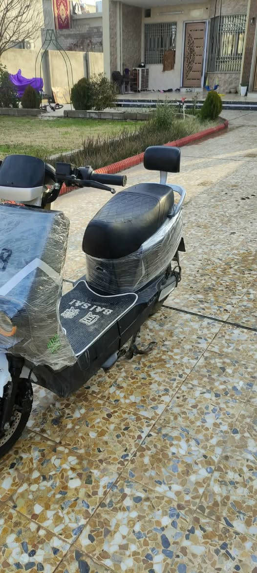 السلام عليكم ماطور للبيع كلول نضيف مايعوز شئ.  شاحنه. غراض كامله  مكاني موصل مزارع  زيونه قرب. رقمي. ***********.   450.  بي. مجال   متواجد من 10 للصبح الي.  9 ليله.
