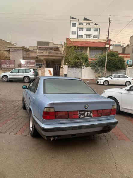 بی ئێم دەبلیو BMW 
مۆدیل / 1992 _ 525 

سبوغ عام ، پێش و پشت کەپس 
وەرگەڕان و بڕانەوە بەشەرت نیتی
یەک سەر شانی کەمەک هەیتی 

مەکینە ٦ پستن کرایتەوە 
ڕەقەم / ئاڕمی پلاستیک بێ کێشە 
تۆماتیک و تەبرید ، فوول بێ سلایت 

نرخ    ٤۹ وەرەقە

Watsap☎️*********** أربيل
