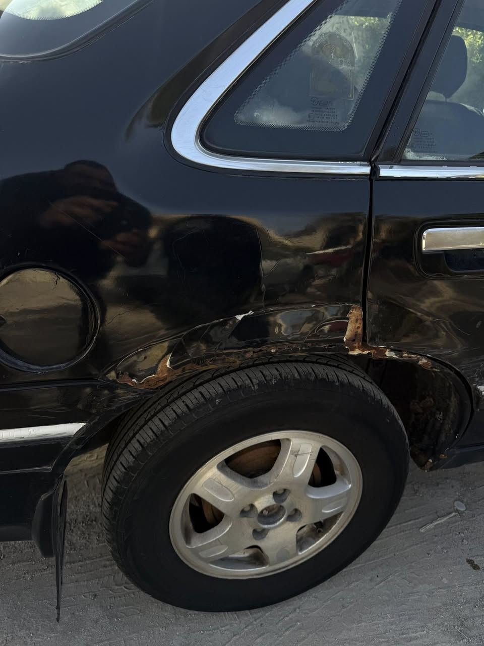 السلام عليكم برنس فراشه بغداد محرك كير جيد جدا تخم تاير صدر جيد السعر ٣٤ورقهالعنوان بغداد اليرموك واي استفسار هذا رقمي ***********
