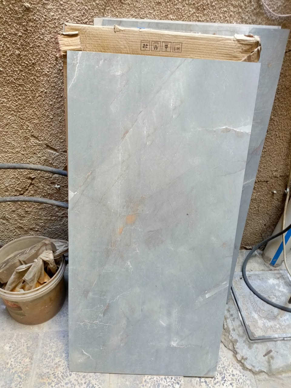 سيراميك مامستعمل قسم مفتوح وقسم الثاني بعده بلباكيت قيم وأخذه بسبب الانتقال


**إذا كنت صاحب هذا الإعلان وتريد حذفه لأي سبب، رجاءا أرسل رسالة إلى الدعم الفني**