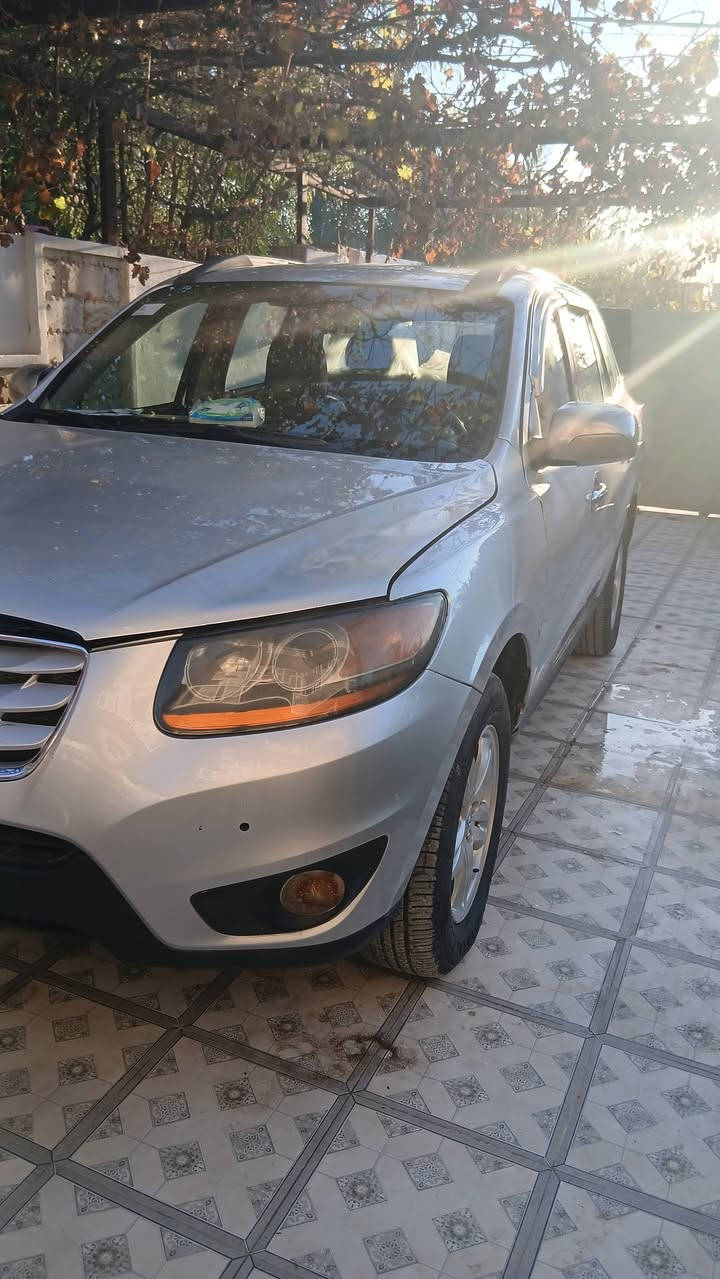 سنتافي موديل ١١ مكان بعقوبه الشراي يتصل ودلل السعر ١٢٠وبيه مجال بسيط اربعه سلندر ***********
