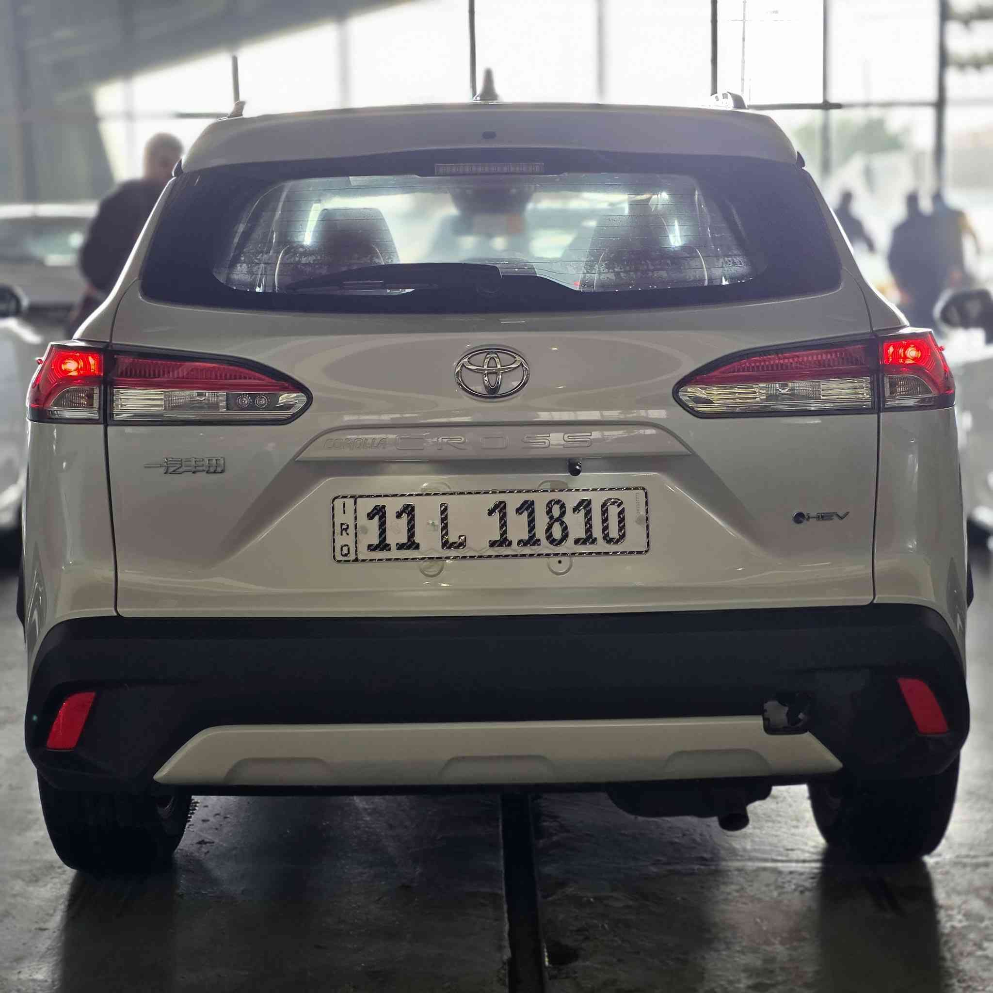 تويوتا كورلا كروس موديل 2025 / داخل قرميدي مقاعد ودشبول والأبواب طلب خاص بلادي  السعر 29 مليون و500الف دينار لوحات بغداد وسنوية
‼️🔥🔥المواصفات  :ياباني تجميع الصين
الأهم:✅ محرك 2000 سي سي – 4 سلندر هايبرد (صنع في اليابان)✅ دفع أمامي + ناقل حركة CVT✅ أربع كاميرات بزاوية 360 درجة لرؤية شاملة✅ جنوط قياس 17 إنش✅ مصابيح أمامية LED✅ دخول وتشغيل بصمة (عدد 2)✅ إشارات على المرايا الجانبية✅ تحكم كهربائي كامل بالنوافذ✅ مقعد السائق كهربائي + مقاعد جلد✅ تبريد أمامي وخلفي✅ فتحة سقف (سلايد) بانورامية✅ نظام مراقبة ضغط الإطارات TPMS✅ نظام رادار أمامي ومثبت سرعة✅ أنظمة سلامة متقدمة:• نظام تحذير التصادم الأمامي• نظام التوقف التلقائي• نظام تحذير الخروج من المسار• نظام البقاء داخل المسار✅ بلوجكترات + نظام ABS✅ منافذ USB-C
شركة الفرس ألأبيض لتجارة السيارات 🚗
☎***********
☎***********
 بغداد مدينة معارض البياع -الشارع المميز-مقابل كراج البياع 📍
لاستفسار يرجى الاتصال على الرقم:
☎***********
☎***********
