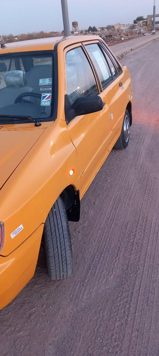 السلام عليكم
سياره سايبه 2012  رقم انكليزي بغداد صاحبها بالكراده والسيارة بالديوانية السيارة مابيها شي من شاصي ومكينه وكير وتبريد شغال وحداديه جديده مكفولات  تخم تاير كهربائيات شغاله دوشمه جديده ومكفوله واحلى من الصور 
***********
