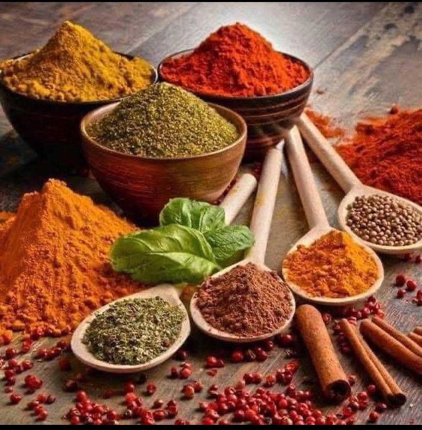السلام عليكم 
 أفضل أنواع البهارات ..
بهار برياني 
بهاركبسه لحم
بهاركبسه دجاج
بابريكا خشنه وناعمه ومدخنه
بهار كبة
بهار كاري
نكهات كاتشب وجبنه وملح وخل وبيتزا مدخنه واندوني وليمون ونكهة الباريكيان 
7 بهارت 
گص  لحم 
گص دجاج
قيمة
فلافل
كباب طاوة
مندي
بهار طرشي
كمون حب خام ومطحون
كركم خام ومطحون
حلبة خام ومطحون 
كزبرة خام ومطحون
ورق بطنج ومطحون 
كبابة عدله ومطحون 
فلفل اسود خام ومطحون 
فلفل ابيض خام ومطحون 
سماك 
حبة البركه 
حبة حلوة خام ومطحون 
دارسين خام ومطحون 
ليمون ابيض خالي من الرطوبه 
سمسم خام 
صودة 
ثعلبية 
بكن باودر
فانيلا باودر
هيل خشن امريكي خام ومطحون 
زعفران درجه اولى 
زعتر بري 
زعتر اورگانو 
زعتر طعام محوج خلطه مميزه 
ميرمية
 .اكليل جبل
البذور بانواعها مع الزيوت من معصرتنا 
وجميع الاعشاب الطبيعية 
مايميزنا هو الخلط والطحن اليومي داخل المحل امام زبائننا الكرام 

زورونا موقعنا بغداد بوب الشآم آلسوق الشعبي 
يتوفر خدمه توصيل 
مستعدون لتجهيز محلات العطاره بالجمله 
للطلب والاستفسار مراسلتنا او الاتصال على الارقام التالية 
***********
‭00 964 782 722 8677‬.
.

