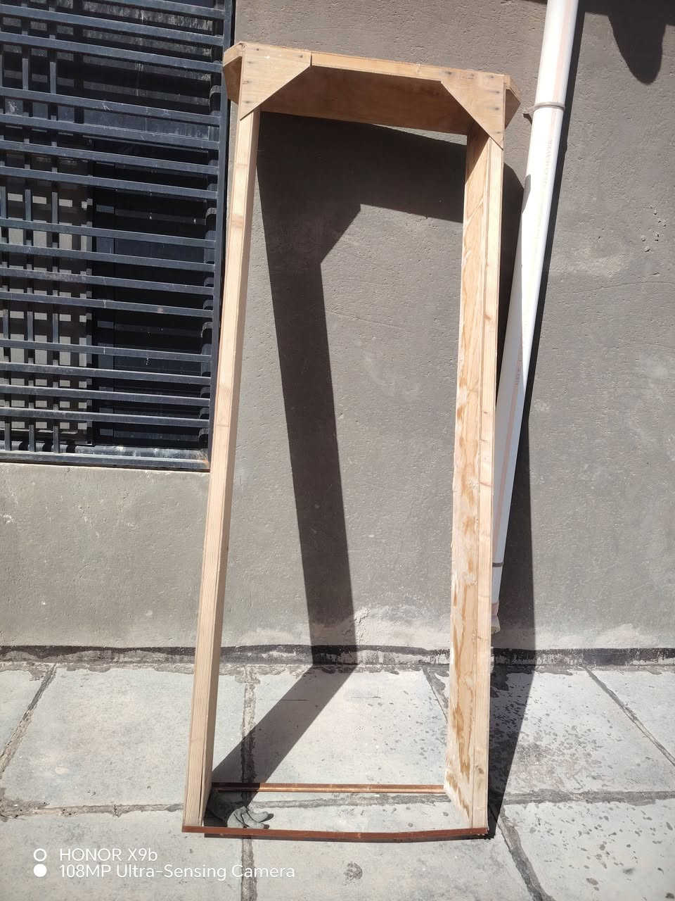 سلام عليكم
للبيع

ظفيره الطول 34متر اربع خطوط الأصلي ابو الحاسبه

إطار باب خشب جرجوبه الطول 2متر 40 سم والعرض 80سم

مكان 36
***********
