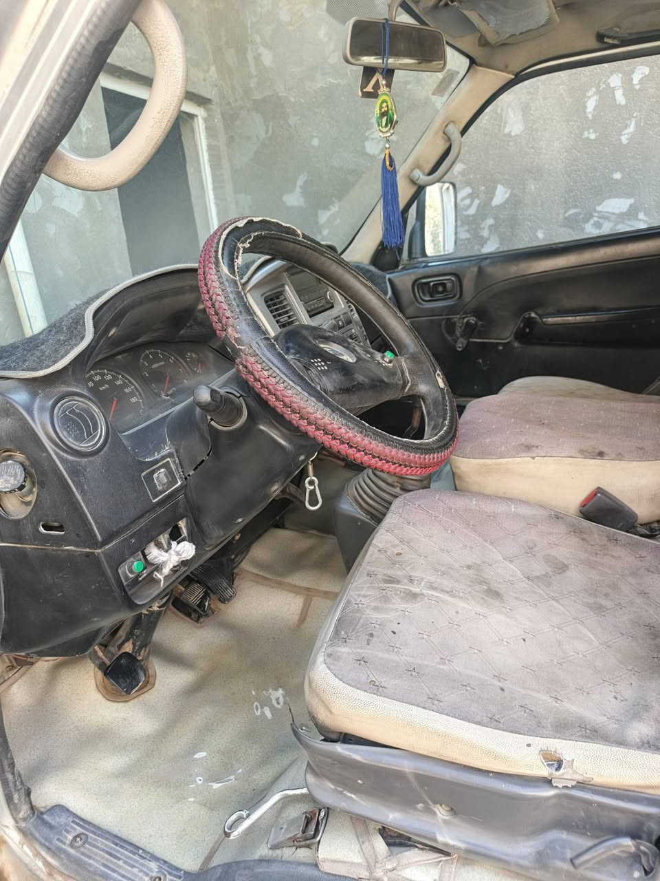 السلام عليكم نيسان 2010 الرقم بغداد بسمي بيها ضربه بصفحه الطويله معمره السعر 110وبيها مجال قليل العنوان النهروان ***********
