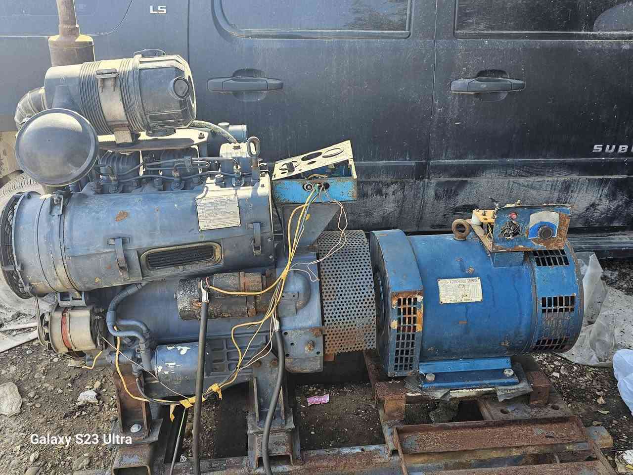 السلام عليكم
متاح مولدتين للبيع . ١- نمبر ديني ٣٧ كيفي تبريد هواء 
٢- wmw الالماني ٧٥ كيفي تبريد شلال ماء 
شغالات كاملات 
بغداد . ***********
