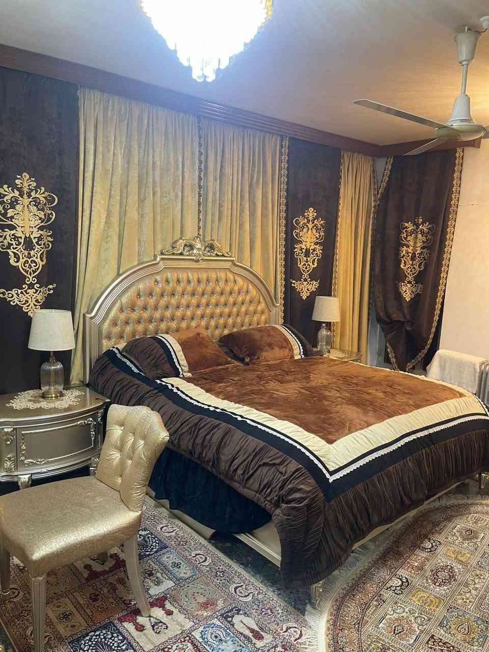 مكلف بالنشر للبيع غرفة نوم
العنوان بغداد الحارثية 

الاتصال على الرقم ***********
