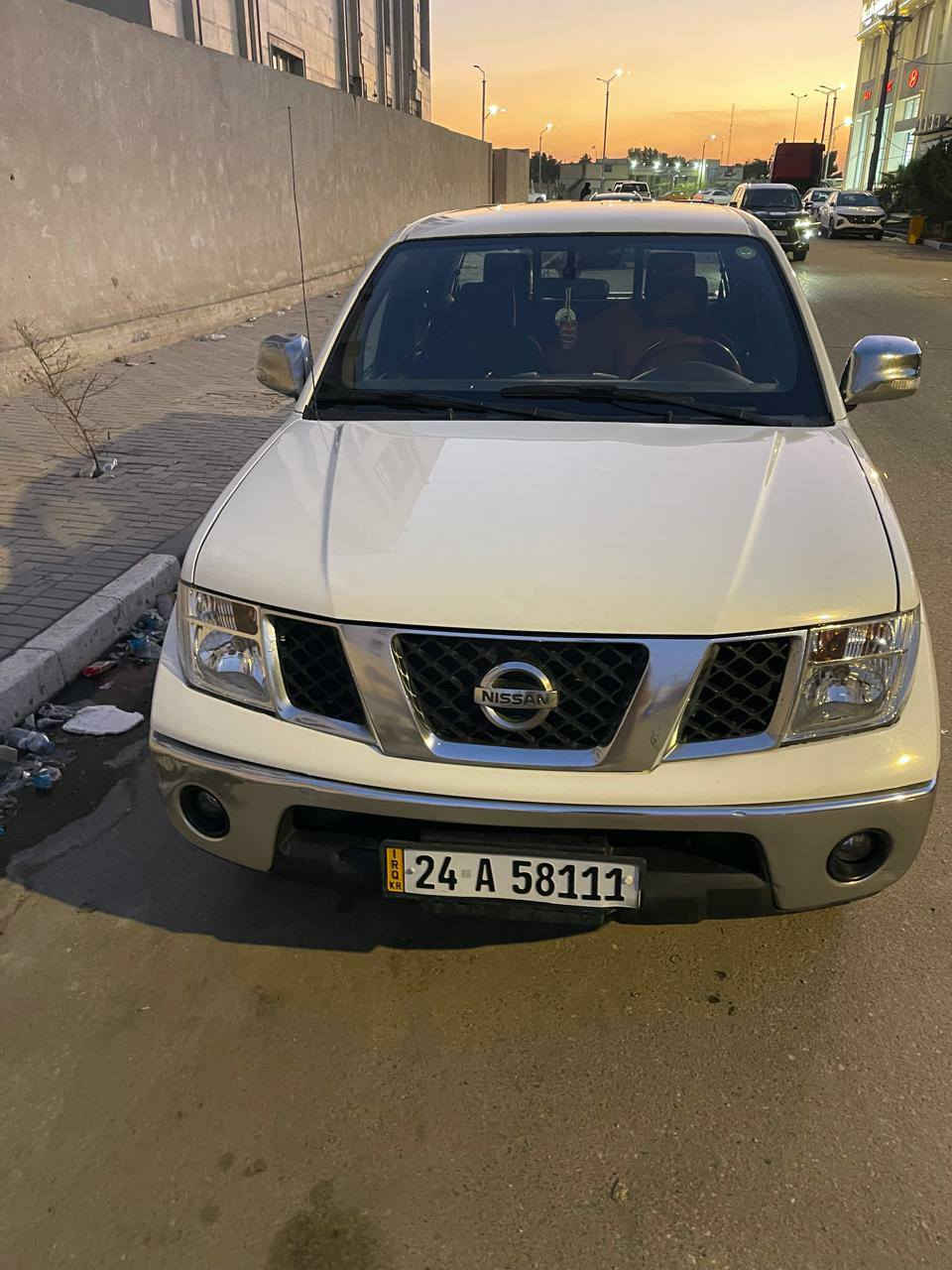 السلام عليكم بيكم نيفاره ٢٠١٤ سنويه جديده ل ٢٠٣٠سياره جديده تخم تاير مكفوله حداده تبريد وتدفئة بديها مكفول من الصبغ سياره جديده حيل   السعر ١٢٥ العنوان البصره الاتصال على رقم الهاتف ***********
