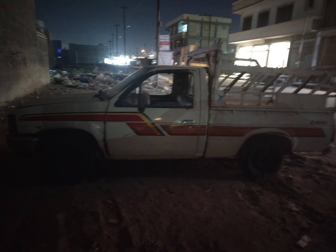 البيع بيكم نيسان مديل 91السيار جديد وجهاز محرك  جديد رقم واسط يسكن العزيزيه مابيه لي نقص السعر 25ورق وبيه مجال مستعجل عل بيعته تحويل ثاني يوم ***********
