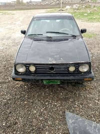 كولف برازيلي للبيع رقم سنويه خضرة السعر 10وبيها مجال الشراي يتصل 07740...