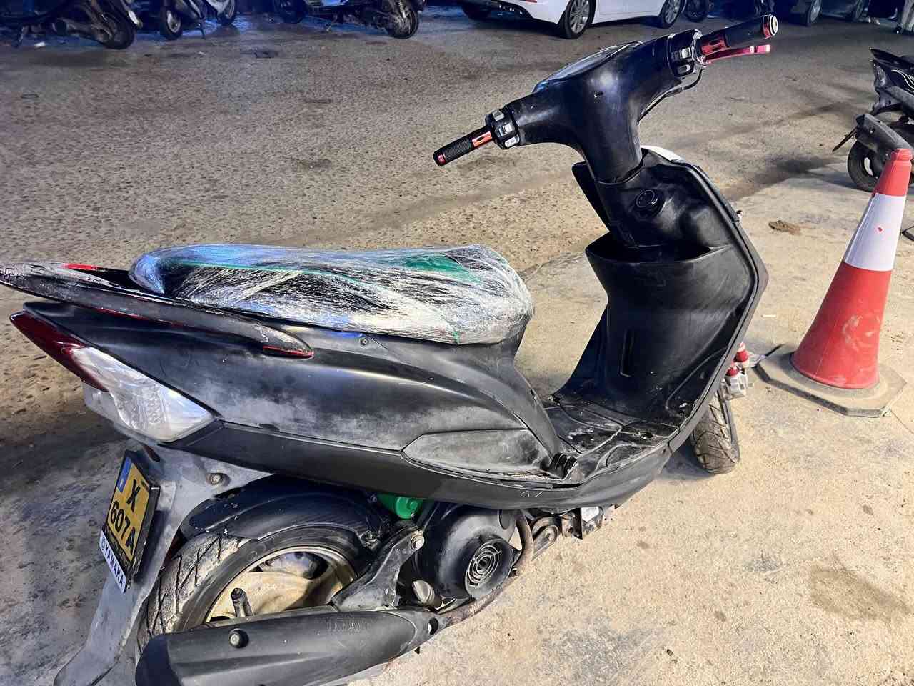 #للبيع او مراوس
دراجه ماكس بوشه ٤٩ 
بيهه تزويد ، دبلات خلفي و أمامي 
سلف رياضي و يدات بريك و بانزين 
السعر خااص
مكاني قضاء عفك


**إذا كنت صاحب هذا الإعلان وتريد حذفه لأي سبب، رجاءا أرسل رسالة إلى الدعم الفني**