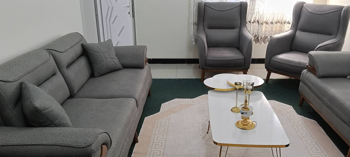 السلام عليكم تخم تركي اصلي ماركه 10 نفر يصير سرير
مستخدم 4 ايام فقط الاستفسار عالرقم
***********
