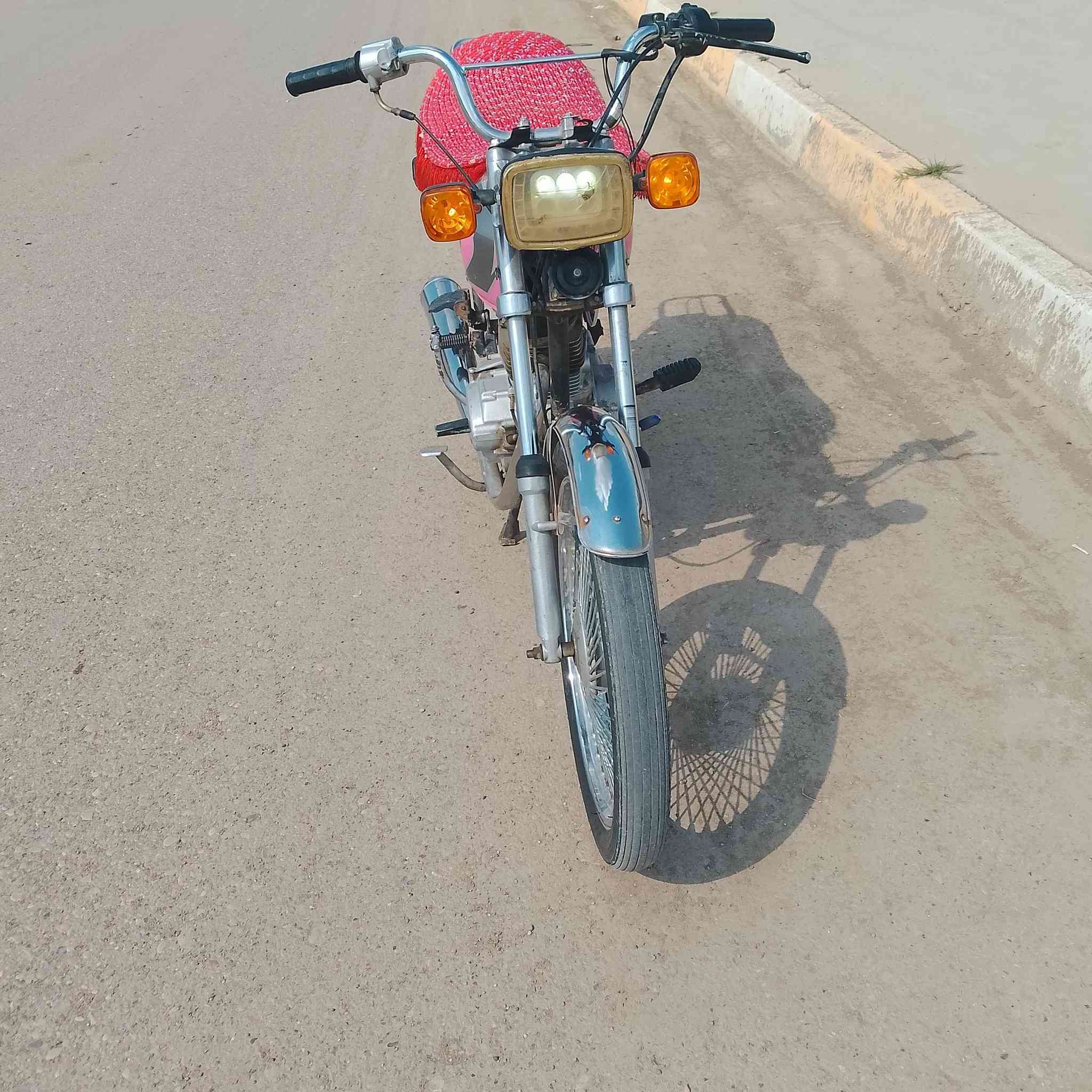 دراجة تايكر البيع موديل 20 مكان شهربان سعر تعال خاص رقم ***********
