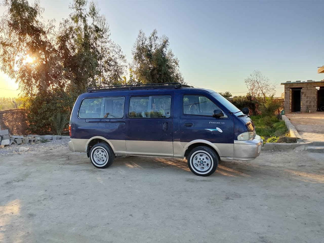 السلام عليكم بريجو البيع موديل ٩٦ السياره جاهزه طخم تاير مكينه وكير وحداديه كهربائيات عامه شغاله بسمي شرط التحويل مصفره هيه وغرامات السعر 57وبيه مجال المكان الناصريه ***********
