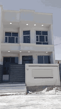 السلام عليكم بيت 100متر طابقين لليجار
3غرف نوم 
بيت جديد 
الموقع مجمع الرحمن 
الايجار 500 
للاستفسار/***********
