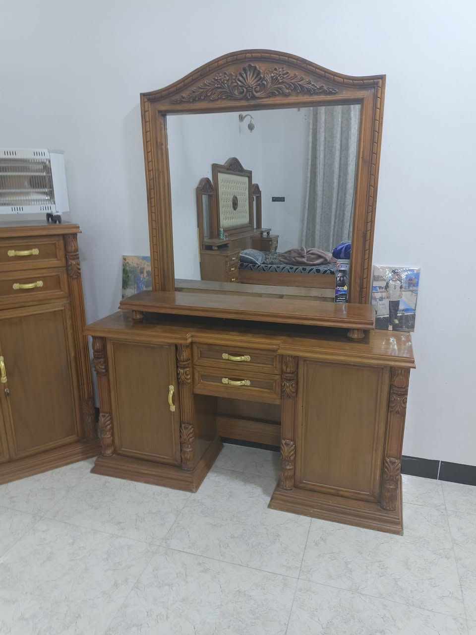 غرفه صاج احطاطه نضيفه كلش ليريدها يتصل ***********
