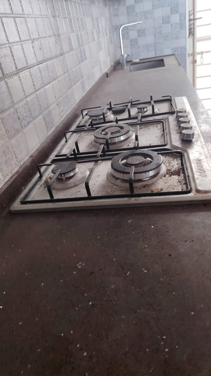 كاونتر تركي للبيع للمهتمين الاتصال
+964 780 789 5230


**إذا كنت صاحب هذا الإعلان وتريد حذفه لأي سبب، رجاءا أرسل رسالة إلى الدعم الفني**