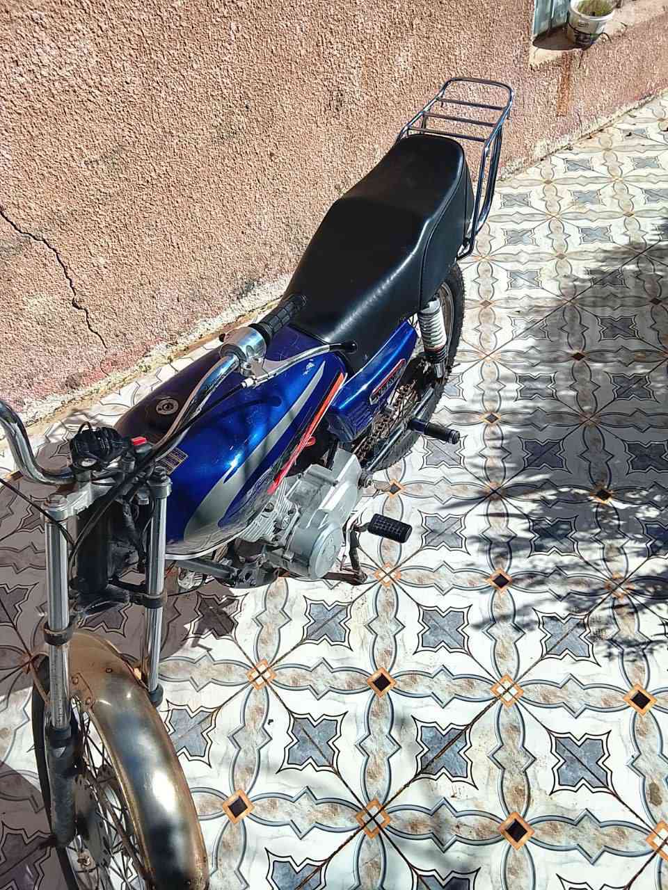 السلام عليكم دراجه نامه كلك للبيع النضافه شوفت عينك واحلى من الصوره بعد
مكان بابل ابي غرق #السعر375 وبيها مجال***********
