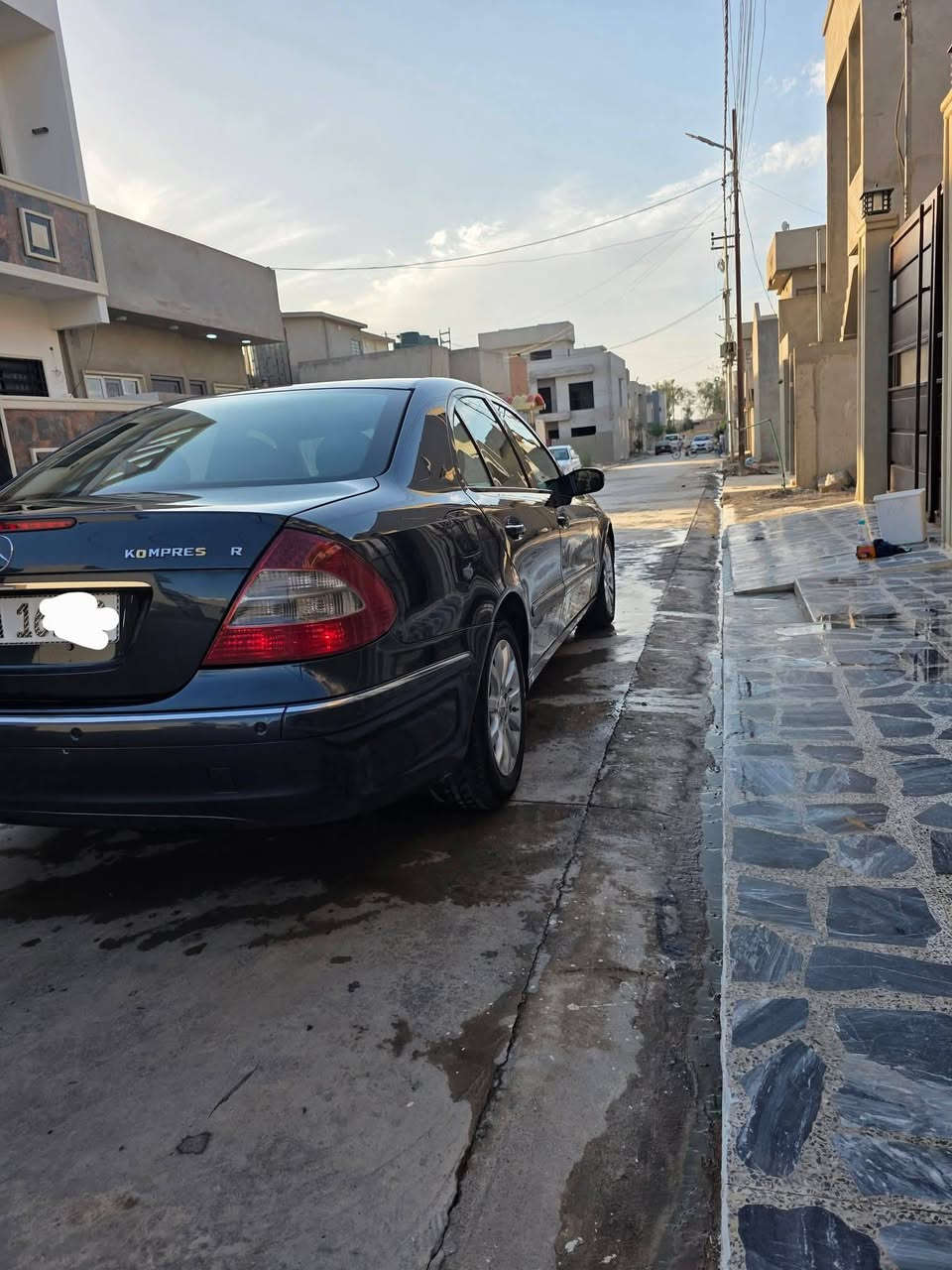 مرسيدس E200 موديل 2005
محرك اربعه سلندر كومبريسر

موصفات اليكانس فول ماعدا الفتحه

مكان السيارة الموصل

***********

السعر 115 ورقه
