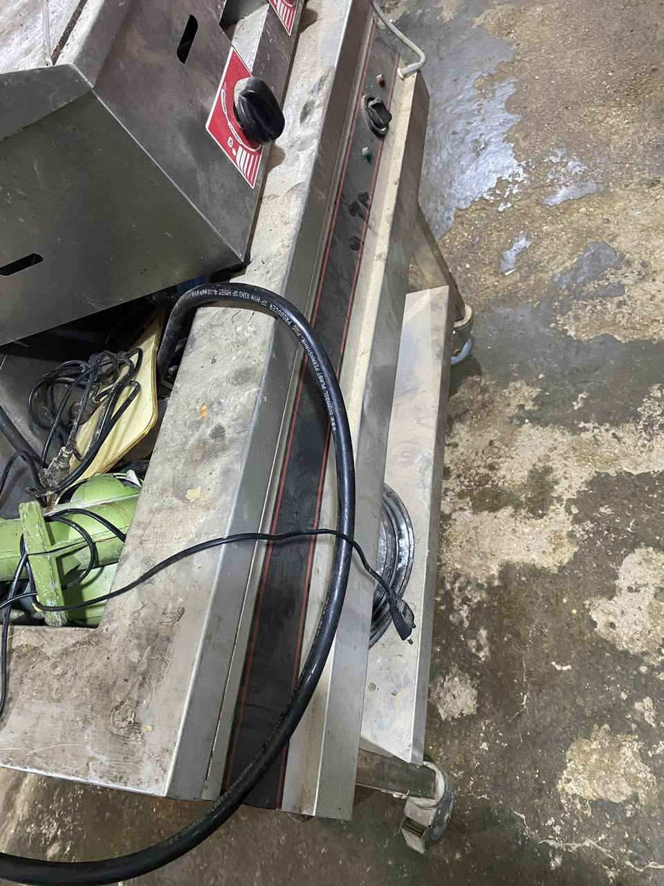 أغراض مطعم للبيع


**إذا كنت صاحب هذا الإعلان وتريد حذفه لأي سبب، رجاءا أرسل رسالة إلى الدعم الفني**