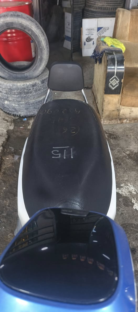 سلام عليكم ورحمه الله وبركاته
دراجه بوليسي، موديل2011 دراجه مكفوله كفاله عامه منزلهة عله ايدي من لحاويه دهن ليابان بيدي بدلته دراجه ختم واحد كل لكفرات ويه لمكينه ماماشيه بلعراق خلاص اكفلهة من كلشي نقص برغي مابيهة ***********.***********
