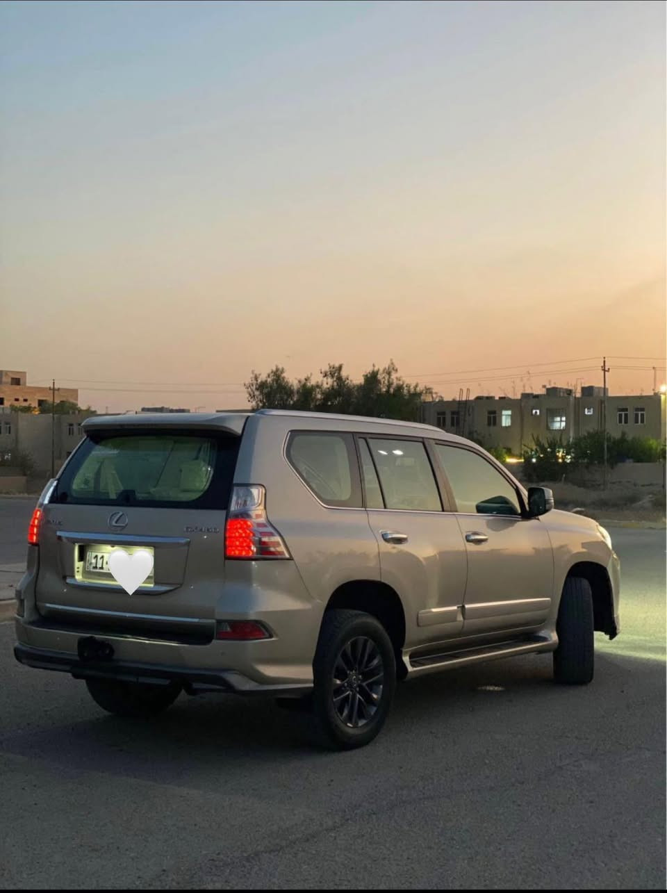 لكزز برادو 2014 
V8 4600 خليجي فول مواصفات ماعده الرادار 7 راكب كشانه كهرباء جام اوتو ستيرن كهرباء مري كهرباء فتحه سلايد شاشه كاميرات حساسات جكات نظام زحف نظام سبورت وكومفورت مقاعد جلد مقاعد تخزين بصمات نظام صوتي مارك ليفنسون ماشية السياره صيانتها بشركه توتاجي صدر جديد كامل

مكان السياره بغداد الشعب باقي التفاصيل 
***********
