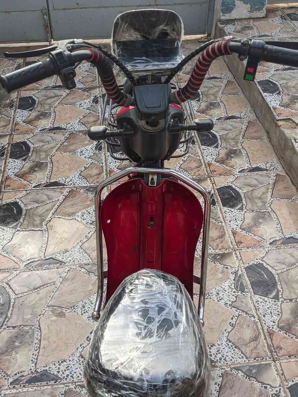 سلام عليكم
دراجه شحن 5 بطاريات 
4 نمر 
بلوتوث 
ملف 1000W
 البطاريات 60v 
400 الف وبي مجال 
مكاني موصل حي السماح


**إذا كنت صاحب هذا الإعلان وتريد حذفه لأي سبب، رجاءا أرسل رسالة إلى الدعم الفني**