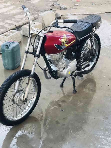 ‏ما طولنا ما كلابشة للبيع 2025 ‏إن شاء الله ادخلي الخاص سعرها 500 وبيها مجال***********￼￼￼
