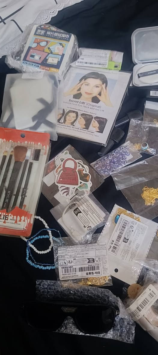 السلام عليكم شلعه كفرات العدد 61 كفر و2كفرات تاب ولصقات شاشه كزاز موبايل ايفون واكسسوارات وجوزلانات وهواي شغلات ب45 مع توصيل


**إذا كنت صاحب هذا الإعلان وتريد حذفه لأي سبب، رجاءا أرسل رسالة إلى الدعم الفني**