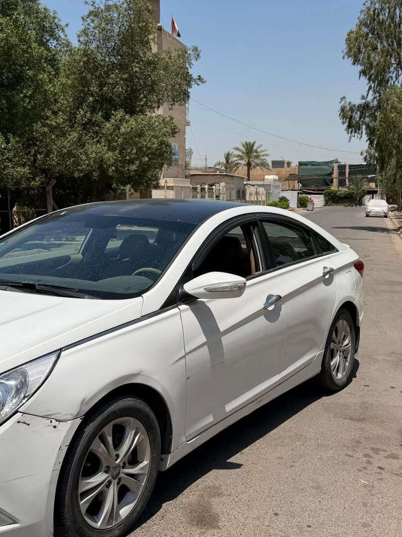 سوناتا 2012 رقم بغداد الجديد
محرك كير نضيف صدر تمام
تحويل ثاني يوم بأسمي

بيها صبغ ٥ قطع اثر طخات خفيقة
موجود السونار
بدون تبديل اي قطعة

سعر السيارة ٨٧ ورقة بيها مجال بسيط

مكان بغداد السيدية

***********
