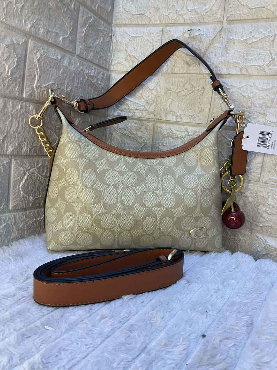 كوج اصلي
سعر القطعه 45 الف


**إذا كنت صاحب هذا الإعلان وتريد حذفه لأي سبب، رجاءا أرسل رسالة إلى الدعم الفني**