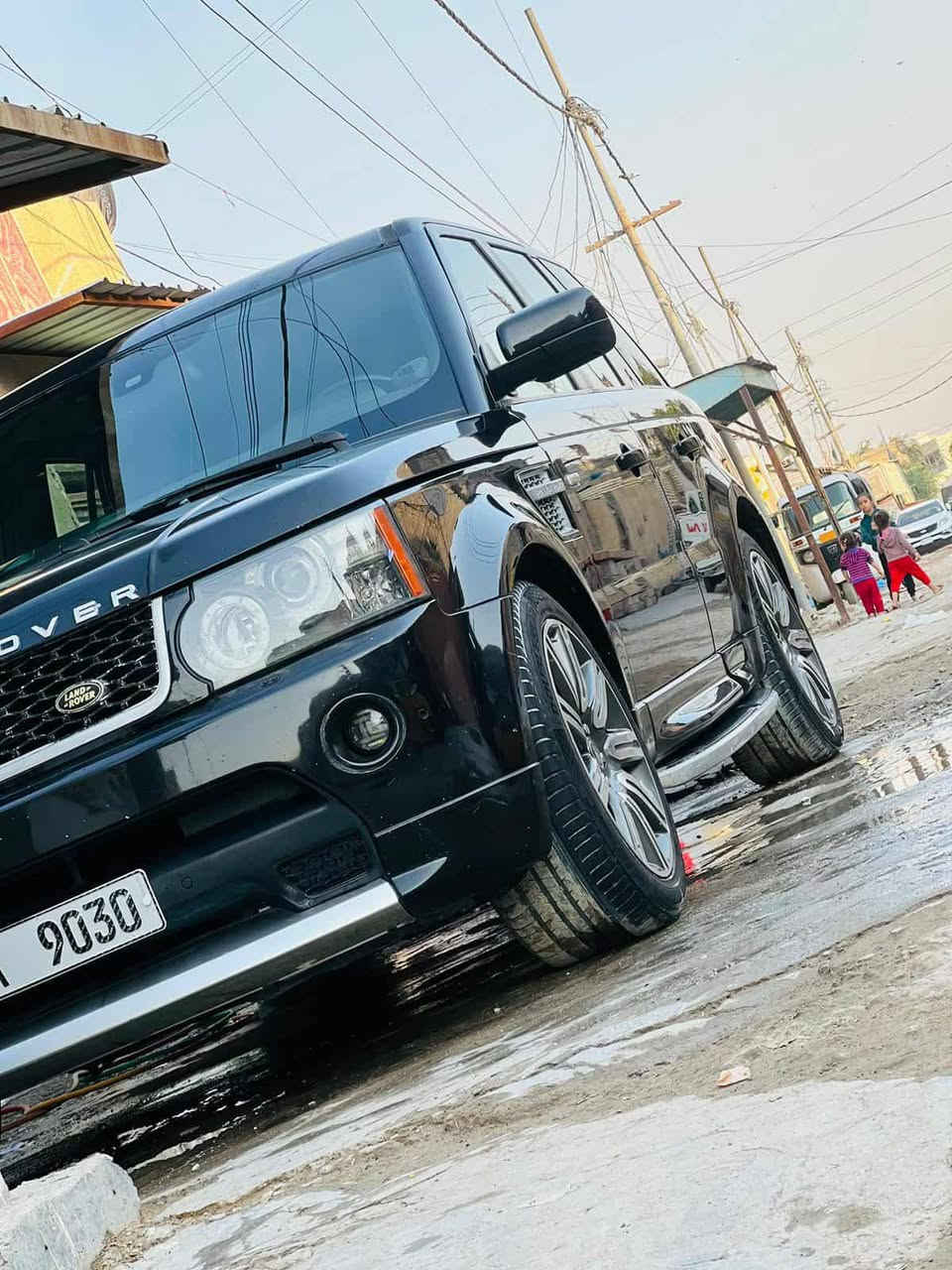 رانج روفر للبيع موديل 2011 سيارة محرك محورة لالكزاز ٤٠٠٠ سيارة حلو وجاهزة دواخل نضيفة كلشي شغال سعر 116وبية مجال عنواني نجف ستفسار *********** خاص موجود
