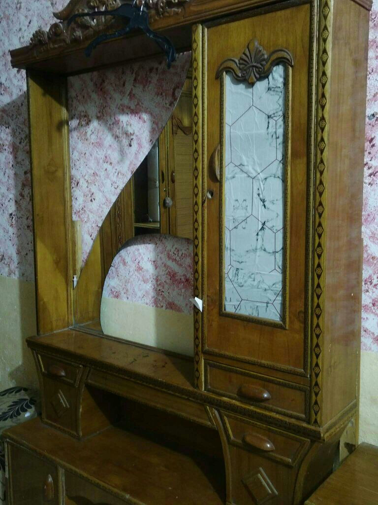 السلام عليكم 
غرفة للبيع ناقصها جامات 
صاحبها صارله سنة من مشتريها 
6 ابواب جوا وفوك 4 أبواب 
السعر 800 ألف وبيها مجال 
العنوان 
بابل - كفل 
للأستفسار أكثر خاص


**إذا كنت صاحب هذا الإعلان وتريد حذفه لأي سبب، رجاءا أرسل رسالة إلى الدعم الفني**