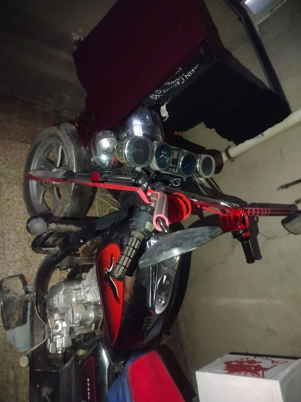 سلام عليكم اخوان ستوته للبيع موديل 21محرك 21كلو شرط مكينه ركبه شاصي كلو شرط قطره لحيم ماكو باب اول جامباوا منفيس كامل كلو شرط من التايه للتايه بودي قلاب وايرمنيه شغاله بدون محجل وقمريه مابيها هيه اصلن سعر 10ورقات ونص وبيها مجال
رقم ***********بي واتساب 
رقم ‏‪***********‬‏ اتصل خاص مفتوح
