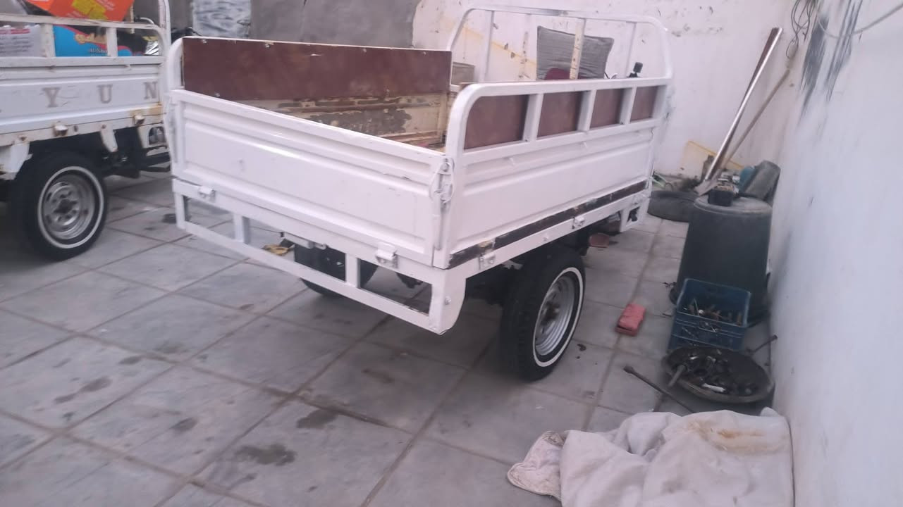 ستوتة اوراق كاملة. مديلل.  17. فحل تجي البليتة جوة  سعرر 1150. ستوتة. نظيفة كلشش وهاذةرقمي.  مستعجل 
‏‪0781 249 8785‬‏
