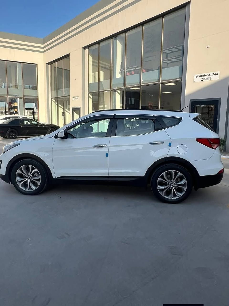 بسم الله الرحمن الرحيم
⛔️هونداي سنتافي2013⛔️

⛔️خليجي  

⛔️الحالة الفنية "كفاله فقط كم شخط بسيطات

⛔️استهلاك نضام ايكو

🔥المميزات 🔥

⛔️فتحة سقف بانوراما

⛔️7 مقاعد

⛔️مثبت سرعة

⛔️اضاءة ليد امامي مع عدسات ذكية + ليد خلفي 

⛔️دخول ذكي عن طريق البصمة +اناره ترحيب 

⛔️كاميرا خلفية + حساسات خلفية

⛔️حجم المحرك  6 سلندر  

⛔️  3قطع تبريد السياره

⛔️تكييف خلفي منفصل 

⛔️تحكم مرايا بالكامل 

⛔️تدفئة وتبريد مقاعد 

⛔️فول الفول مواصفات

⛔️كشنات كهربائيّ جلد

⛔️ رقم  انكليزي الجديد 

⛔️مدخل cd & aux & usb

السياره جديده وجاهزة من كلشي كير محرك  تخم تاير جديد وتبريد وتدفئه 

السعر (185)

مكان السياره النجف للتواصل ***********
