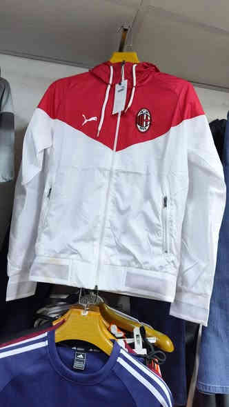 قمصلة وتر بروف كلاو متحرك 👌
متوفر حالياً 👍
خانقين شارع المصرف داخل الفرع مقابيل مجمع باريس ***********
