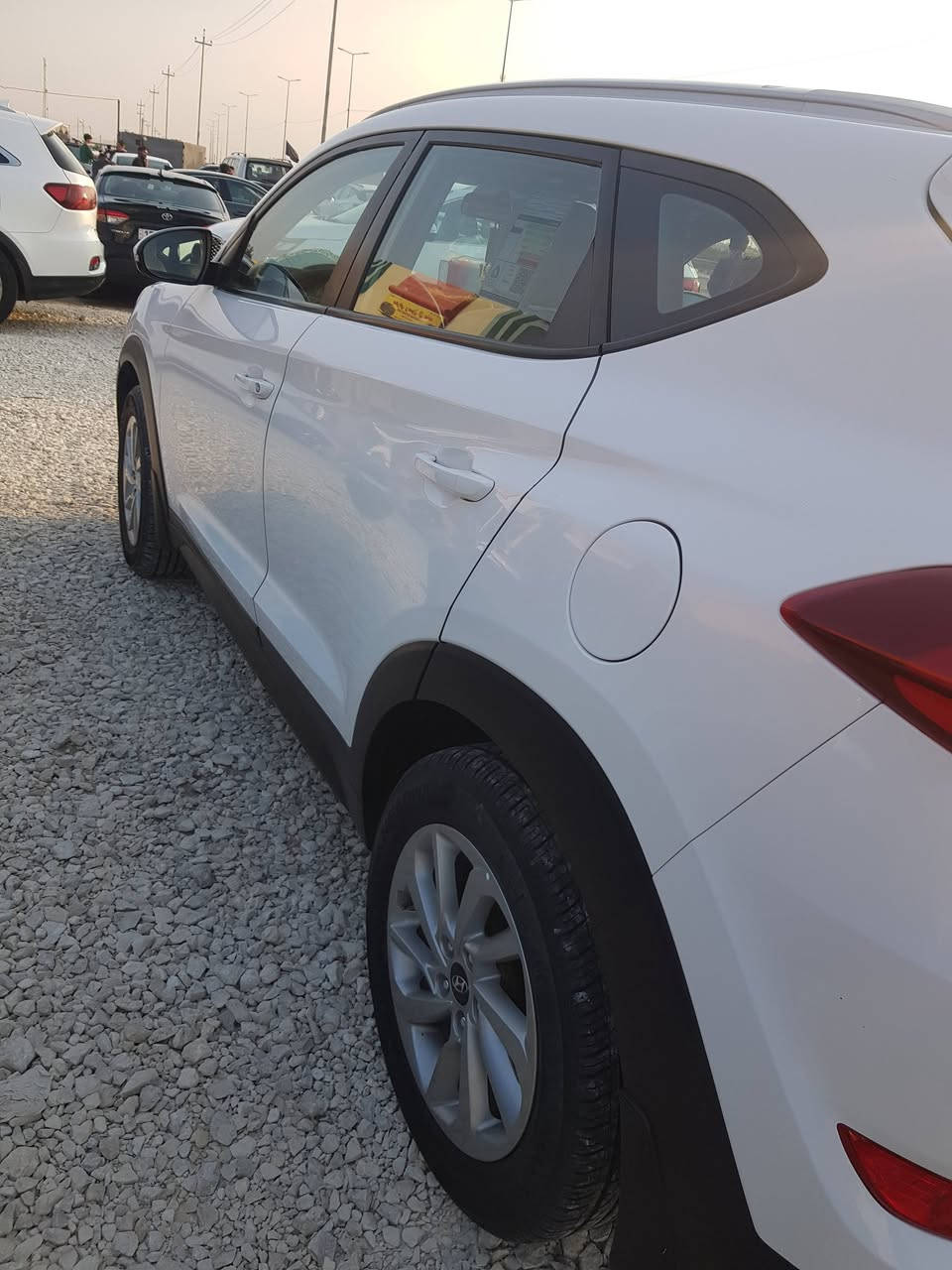 سلام عليكم
#توكسان  #خليجي #موديل 2018
 
#مراوس او بيع حسب لقناعه 

سياره كفاله عامة  
رقم مثنى  

مكينه 2000 دوش   
مري شفط  
دبل لد امامي  
تبريد خلفي   
حساس 
تحكمات استيرن 
ثلاث مودات قياده اعتيادي /ايكو /
باقي موصفات معروفا 

المثنى /رميثه***********
سعر ١٧٥ وبيه مجال بسيط
