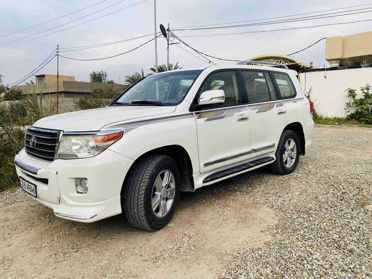 سلام عليكم
لاندكروز2014 قطري 
كير محرك مكفول 
صدر امامي خلفي جديد 
سياره خير من الله 
سونارها موجود #بلصور 
تخم تاير 
سعر سياره ٣٤٠ بيها مجال بسيط 
مكان سيارة ديالى  دلعباس سراجق 
***********
