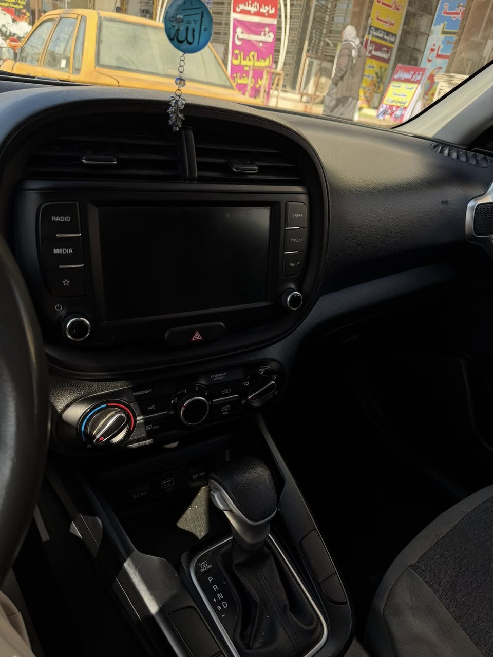 سلام عليكم
كيا صول  رقم اربيل  موديل 2022
- السيارة ماشية (58)حقيقي 
- السياره قطعتين  جاملخ امامي  وقطعه صبغ 
-رادار امامي + رادار خلفي 
-مكينه 2000 دوش المرغوب  
 -كامره  حساس 
-انظمة قيادة 
السعر: (155) 
مكان السيارة: الديوانيه ***********
