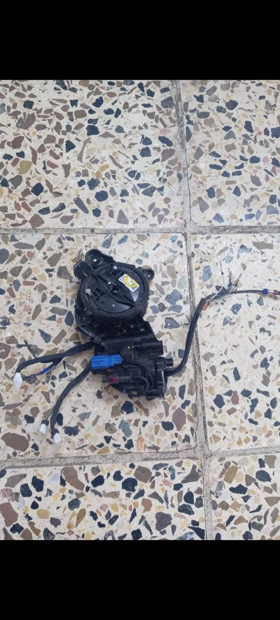 سلام عليكم
للبيع ماطور وقاعده مال مرايه كوري
العدد ٣٠ قطعه
سعر القطعه ٣٠٠٠ دينار
جمله فقط
عندي توصيل لجميع المحافظات
*********** واتس اب
