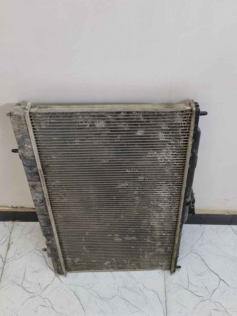 غراض لانسر بومه للاستفسار *********** مكاني بغداد
