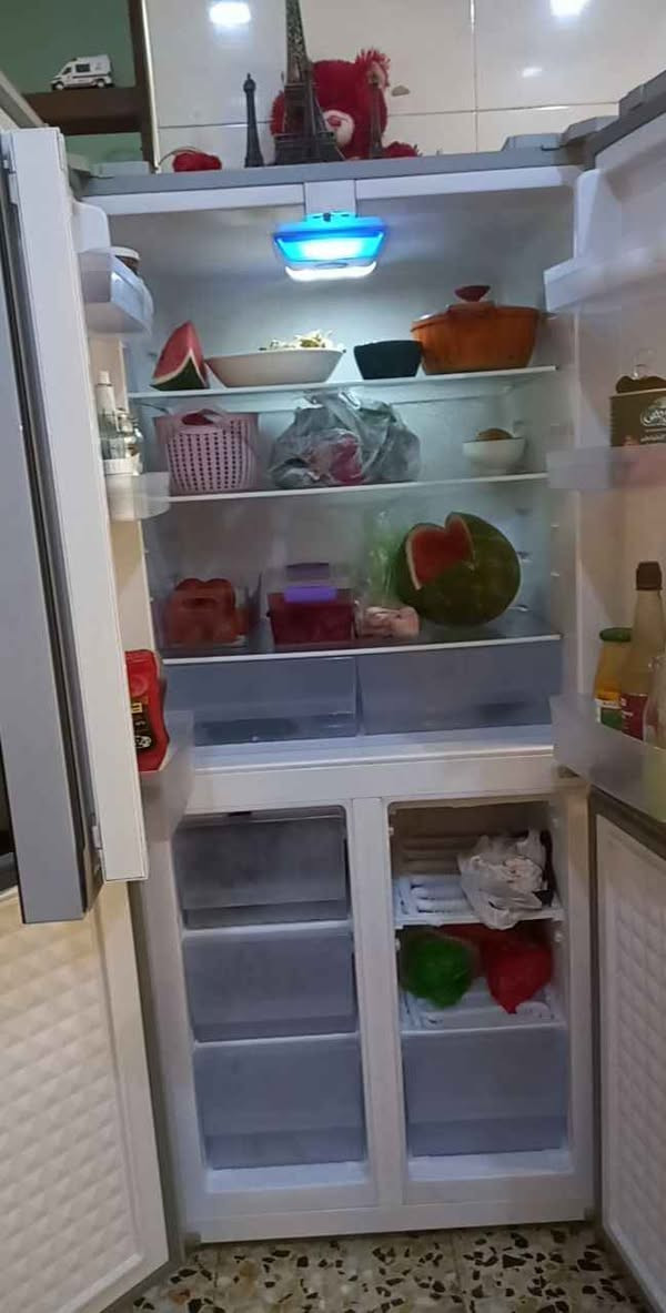 ثلاجه جديده مستعمله شي قليل تجميد ونضافه خير من الله العنوان الدوره شارع ٦٠ اي أستفسار ع الرقم مامتواجدين بالفيس *********** بغداد, العراق
